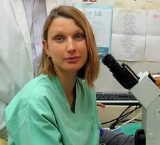 ד"ר קטי שלוש רופאת נשים ופריון מומחית בגניקולוגיה ומיילדות